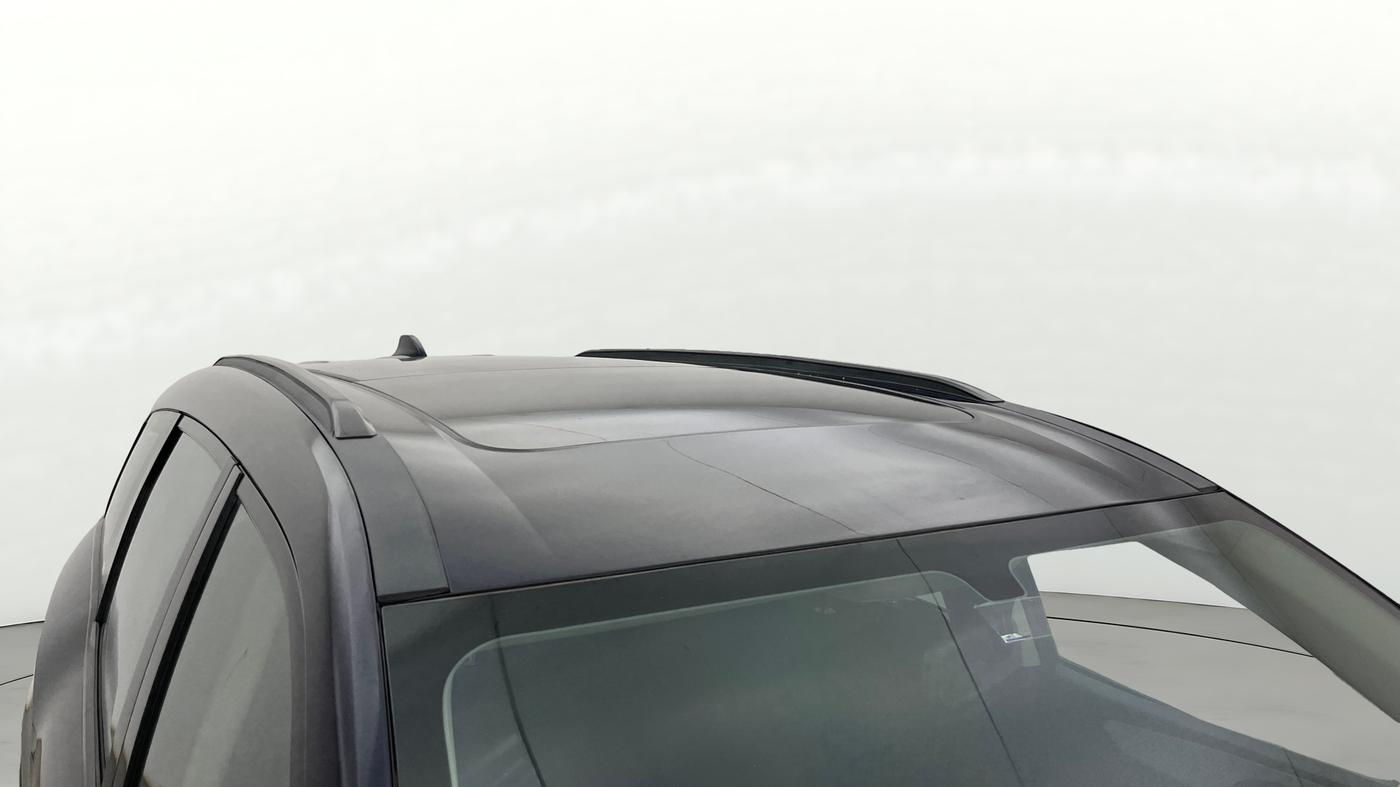 2023 Mahindra XUV700 AX 5 P AT 5 STR, Petrol, Automatic, 35,913 km, Roof