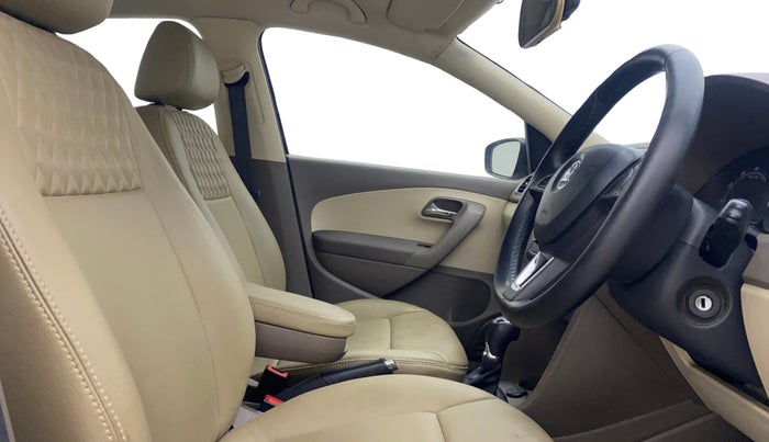 2014 Skoda Rapid ELEGANCE 1.6 MPI AT, CNG, Automatic, 43,105 km, Right Side Front Door Cabin