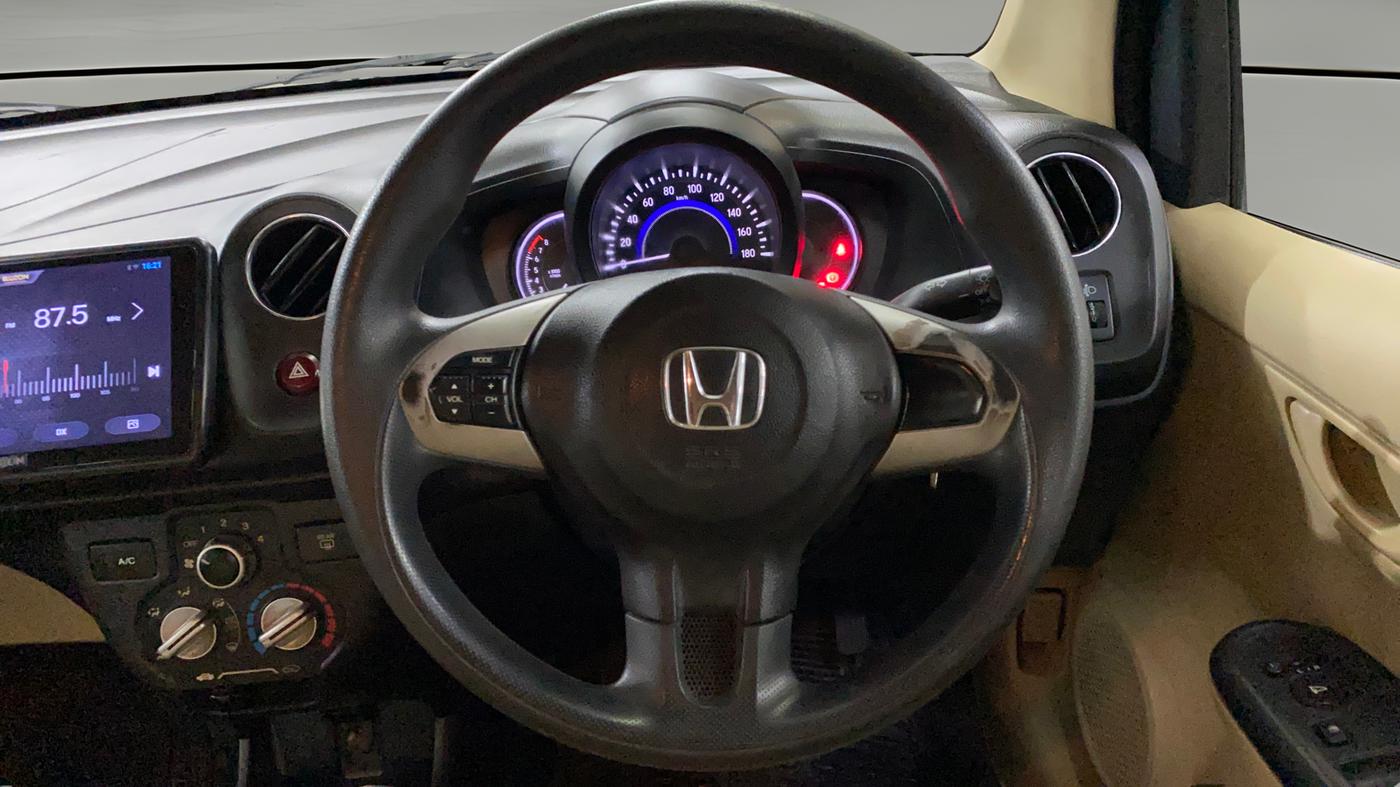 2015 Honda Amaze 1.2L I-VTEC SX, Petrol, Manual, 56,087 km, Steering Wheel Close Up