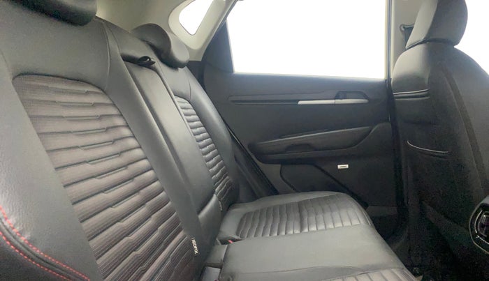 2020 KIA SONET GTX PLUS 1.0 IMT DUAL TONE, Petrol, Manual, 50,236 km, Right Side Rear Door Cabin