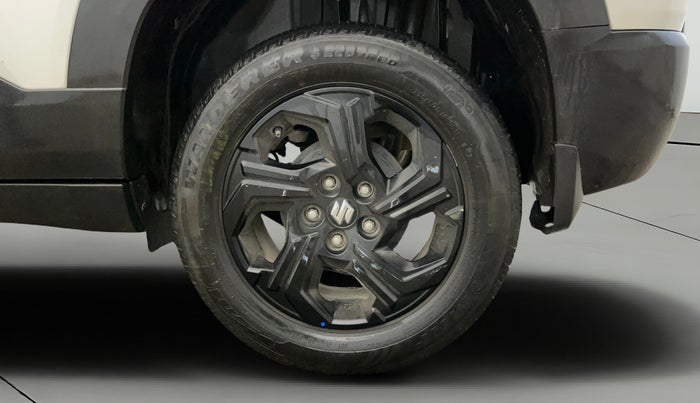 2022 Maruti BREZZA ZXI AT SMART HYBRID, Petrol, Automatic, 48,740 km, Left Rear Wheel