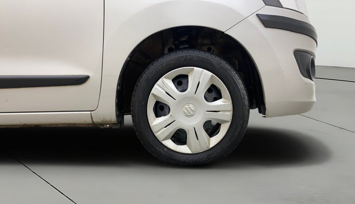 2017 Maruti Wagon R 1.0 VXI, Petrol, Manual, 47,867 km, Right Front Wheel