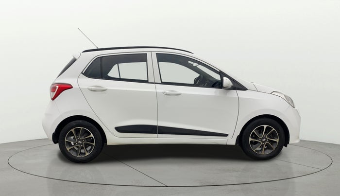 2017 Hyundai Grand i10 SPORTZ (O) AT 1.2 KAPPA VTVT, Petrol, Automatic, 39,814 km, Right Side View