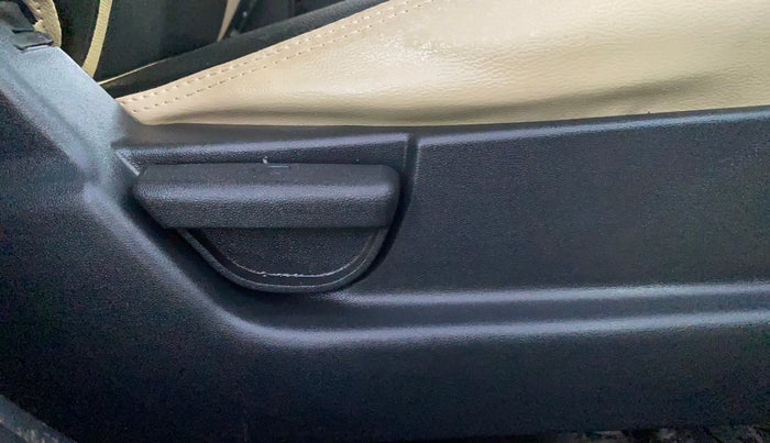 2013 Hyundai i20 MAGNA (O) 1.2, Petrol, Manual, 1,07,680 km, Third Seat Row ( optional )