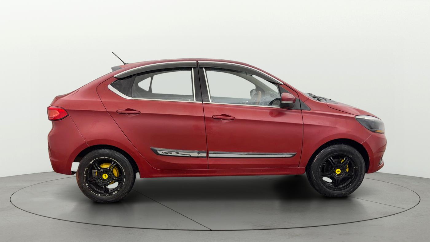 2017 Tata TIGOR XZ PETROL, CNG, Manual, 74,324 km, Right Side View