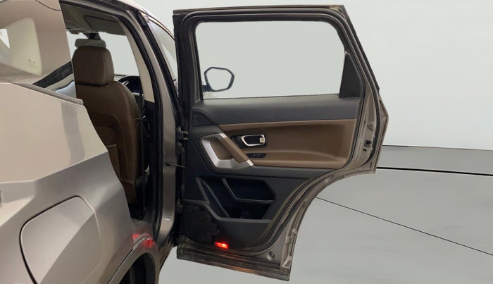 2019 Tata Harrier XZ 2.0L, Diesel, Manual, 65,570 km, RHS Rear Door