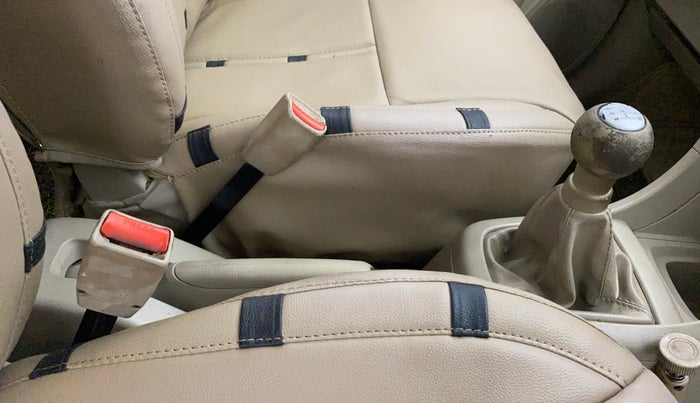 2016 Maruti Ertiga VXI, CNG, Manual, 55,657 km, Gear Lever