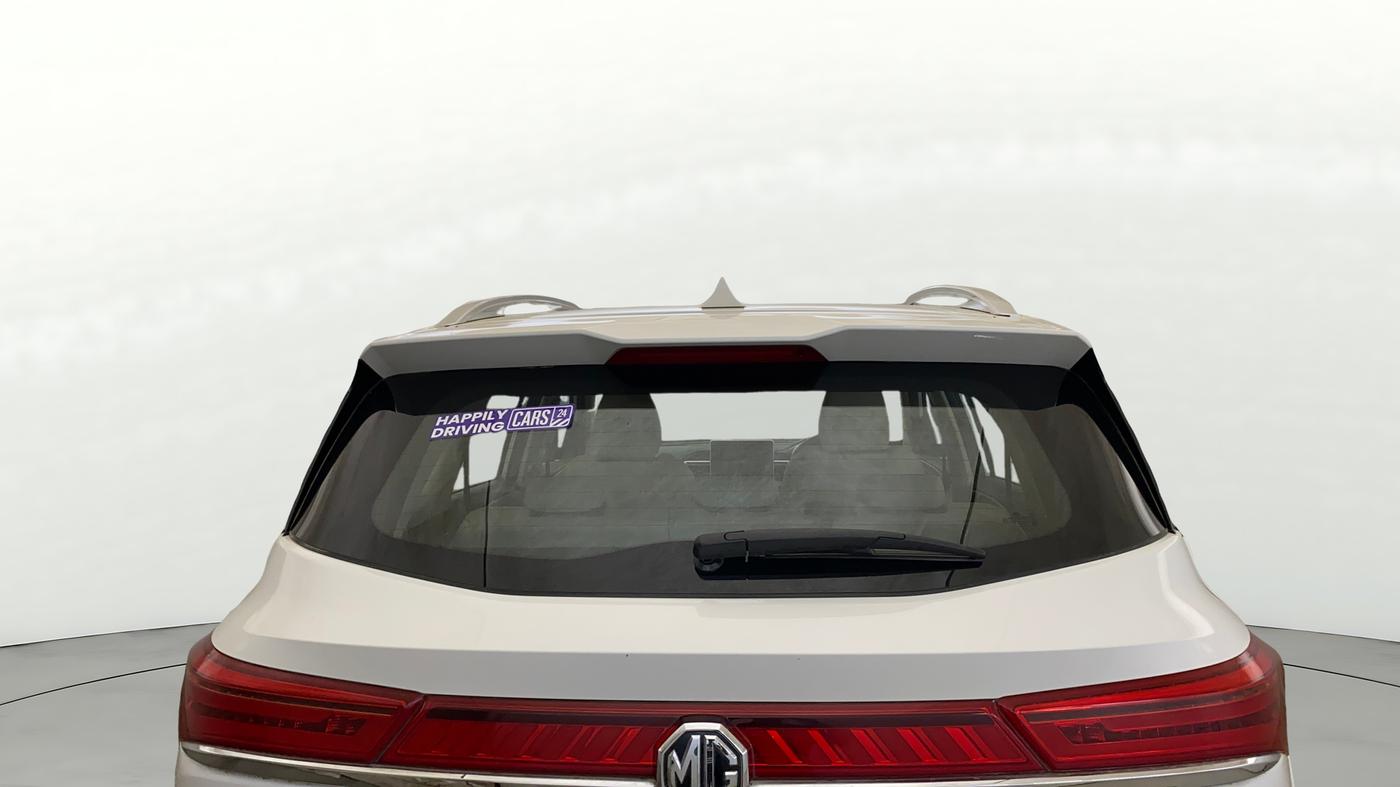 2024 MG HECTOR SHARP PRO 1.5 PETROL TURBO CVT PETROL, Petrol, Automatic, 14,132 km, Rear Windshield