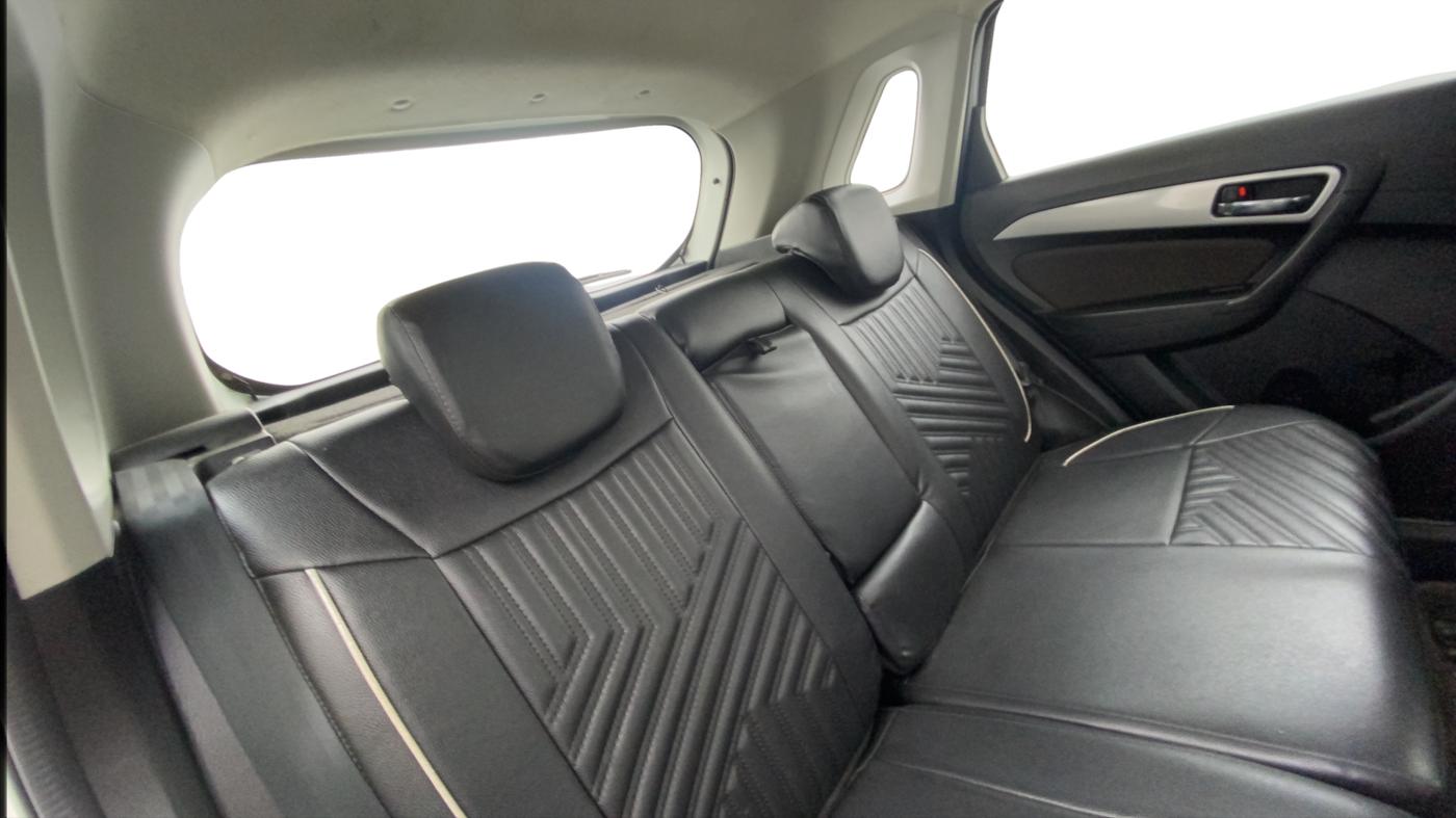 2021 Toyota URBAN CRUISER PREMIUM GRADE AT, Petrol, Automatic, 32,578 km, Right Side Rear Door Cabin