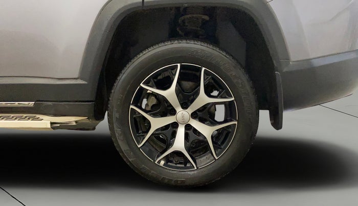 2022 Jeep MERIDIAN LIMITED (O) 4X4 AT, Diesel, Automatic, 36,602 km, Left Rear Wheel