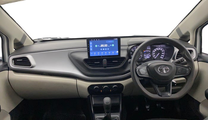 2021 Tata ALTROZ XE PETROL, CNG, Manual, 86,134 km, Dashboard