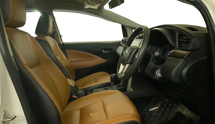 2021 Toyota Innova Crysta 2.4 GX AT 7 STR, Diesel, Automatic, 92,290 km, Right Side Front Door Cabin