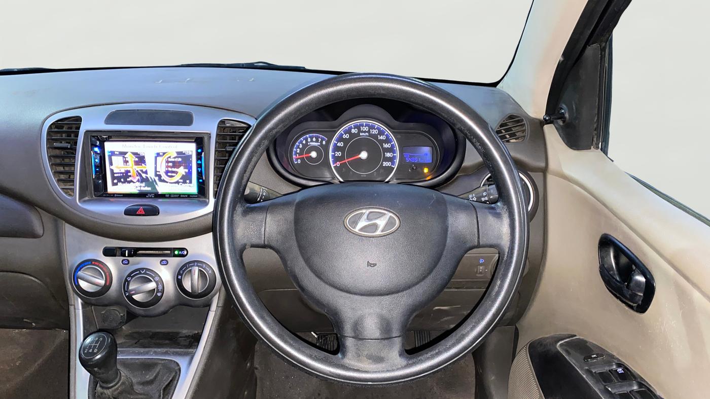 2014 Hyundai i10 MAGNA 1.1, Petrol, Manual, 54,843 km, Steering Wheel Close Up