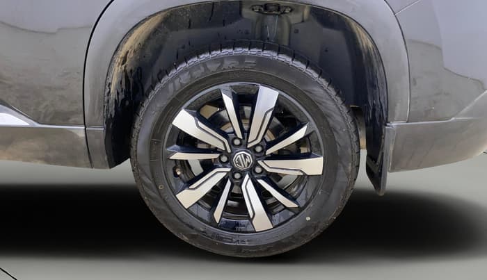 2019 MG HECTOR SHARP HYBRID 1.5 PETROL, Petrol, Manual, 37,940 km, Left Rear Wheel