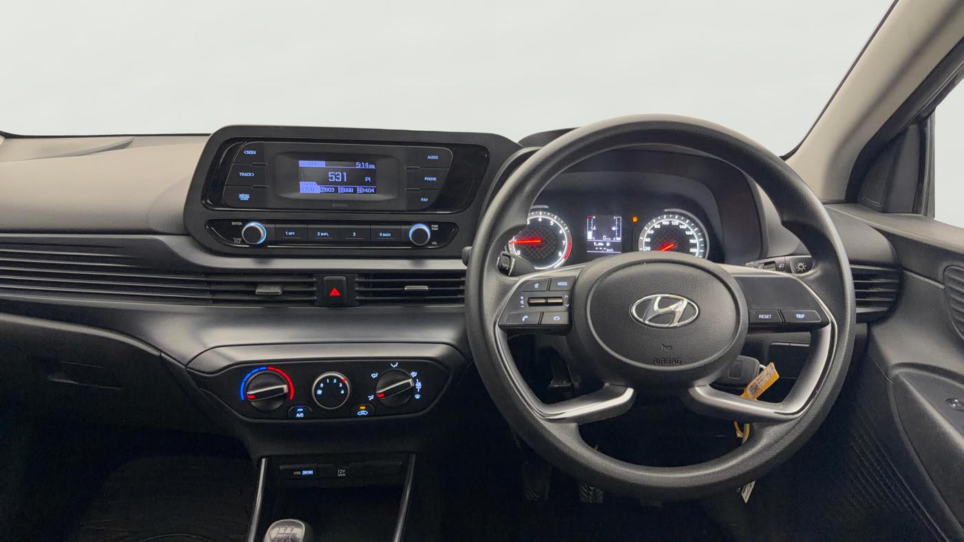 2022 Hyundai NEW I20 MAGNA 1.2 MT, Petrol, Manual, 37,032 km, Steering Wheel Close Up