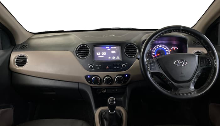 2017 Hyundai Grand i10 SPORTZ (O) 1.2 KAPPA VTVT, Petrol, Manual, 68,204 km, Dashboard