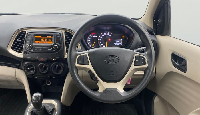 2021 Hyundai NEW SANTRO MAGNA, Petrol, Manual, 77,117 km, Steering Wheel Close Up