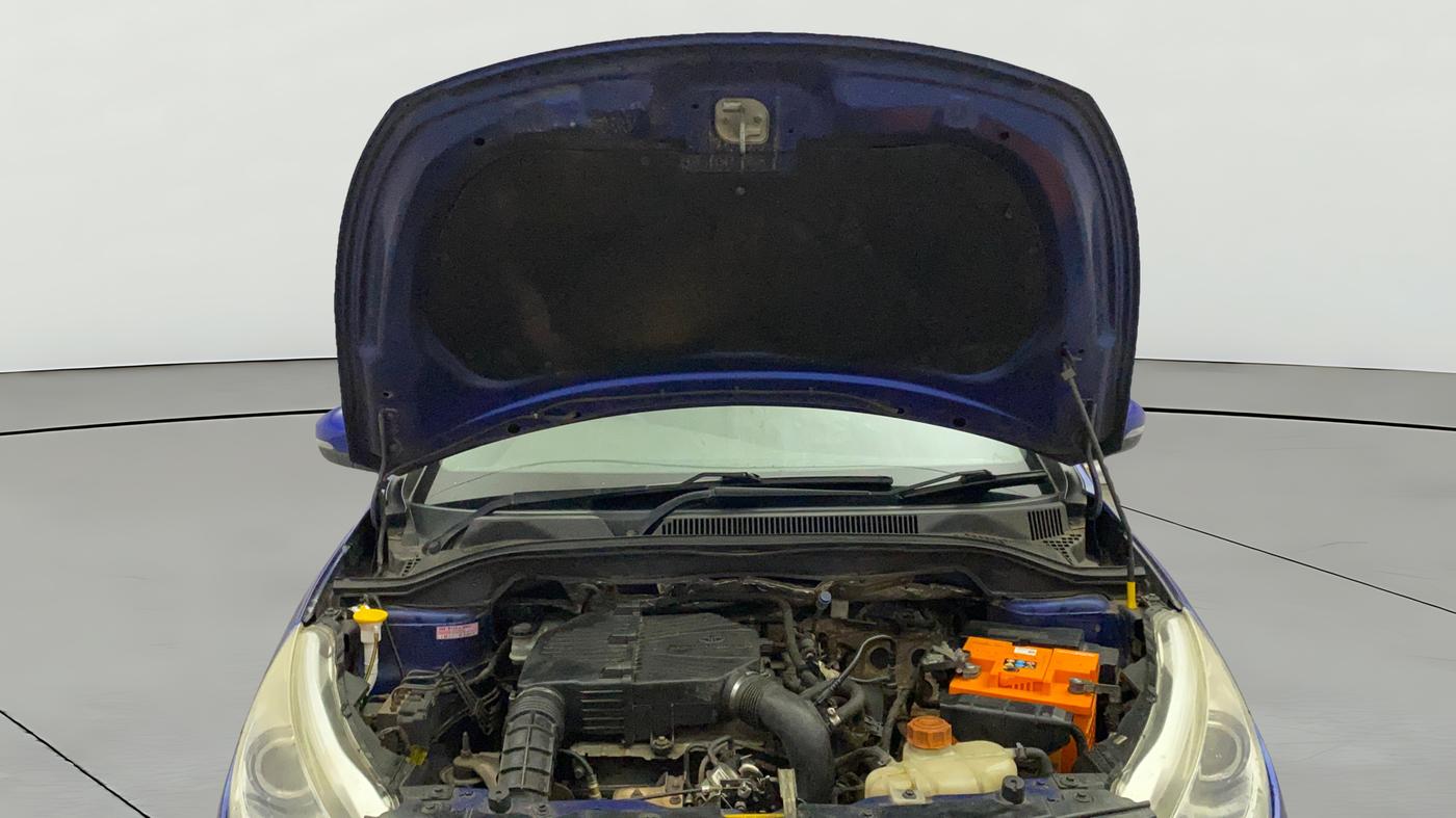 2015 Tata Zest XT PETROL, Petrol, Manual, 52,659 km, Open Bonet