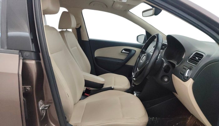 2019 Volkswagen Vento HIGHLINE PLUS 1.2 AT, Petrol, Automatic, 72,482 km, Right Side Front Door Cabin