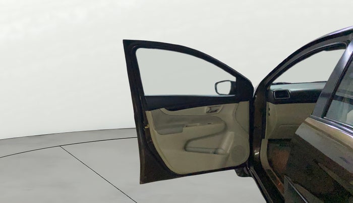 2016 Maruti Ciaz ZXI, Petrol, Manual, 70,565 km, LHS Front Door