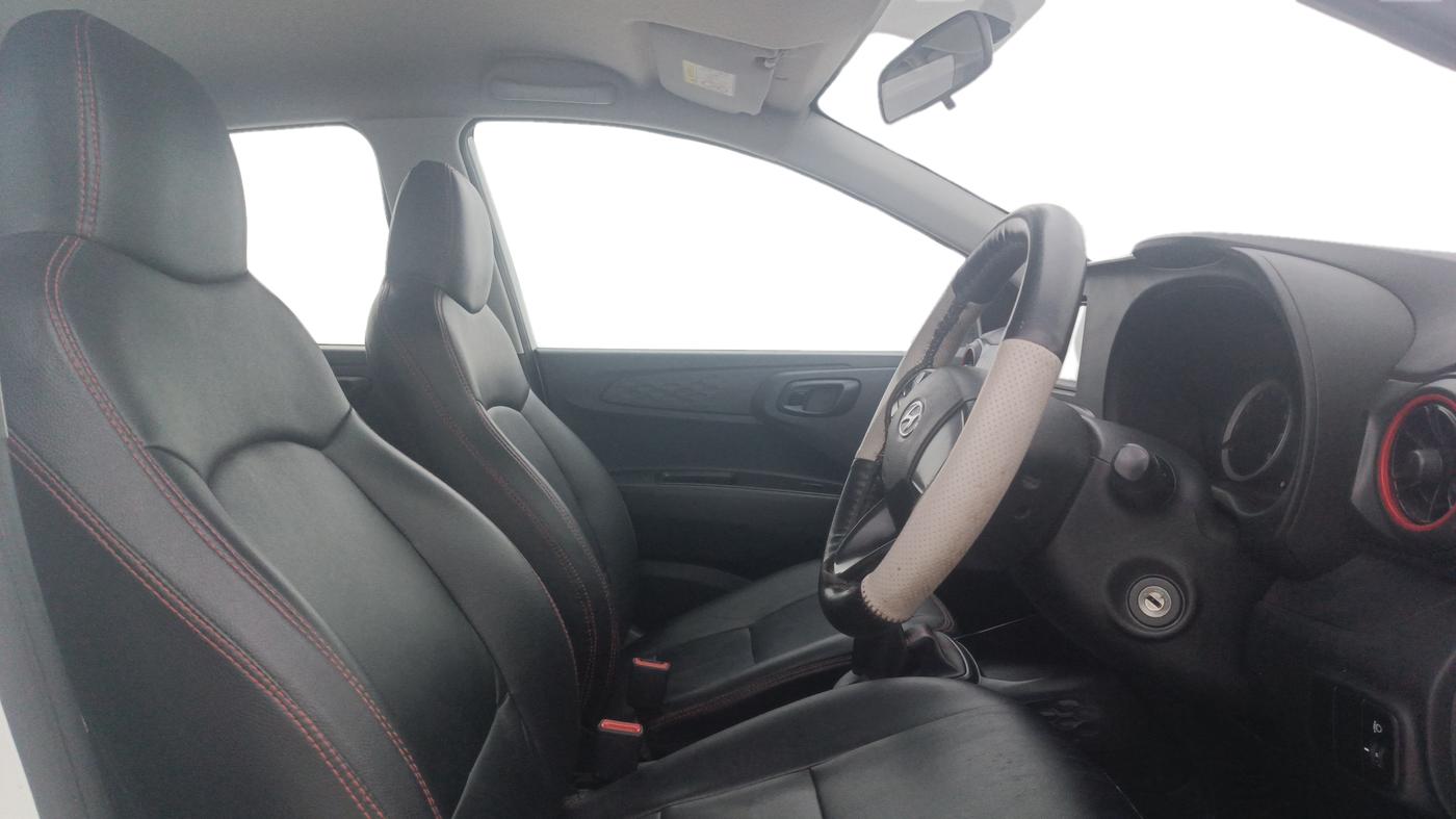 2022 Hyundai GRAND I10 NIOS MAGNA CORPORATE EDITION 1.2 KAPPA VTVT, Petrol, Manual, 35,877 km, Right Side Front Door Cabin