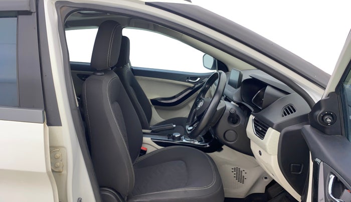 2021 Tata NEXON XZA PLUS SUNROOF PETROL, Petrol, Automatic, 30,098 km, Right Side Front Door Cabin