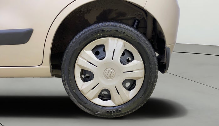 2015 Maruti Wagon R 1.0 VXI AMT, Petrol, Automatic, 1,20,925 km, Left Rear Wheel