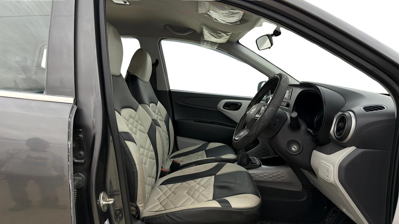 2023 Hyundai GRAND I10 NIOS MAGNA 1.2 KAPPA VTVT, Petrol, Manual, 19,194 km, Right Side Front Door Cabin