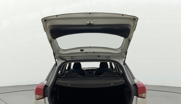 2018 Hyundai Elite i20 SPORTZ 1.2, Petrol, Manual, 29,976 km, Boot Door Open