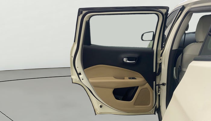 2017 Jeep Compass LONGITUDE (O) 2.0 DIESEL, Diesel, Manual, 68,398 km, LHS Rear Door