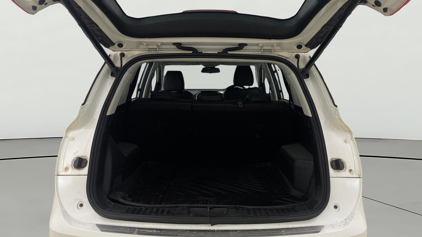 2019 MG HECTOR SHARP HYBRID 1.5 PETROL, Petrol, Manual, 37,001 km, Boot Open Zoomed View