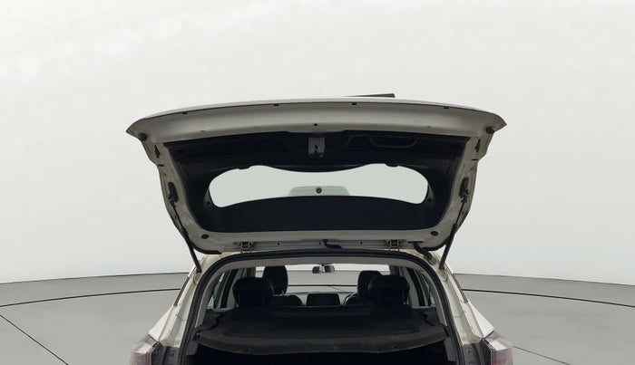 2019 Tata Harrier XT 2.0L KRYOTEC, Diesel, Manual, 64,984 km, Boot Door Open