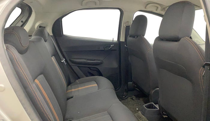 2019 Tata TIAGO NRG PETROL, CNG, Manual, 1,03,582 km, Right Side Rear Door Cabin