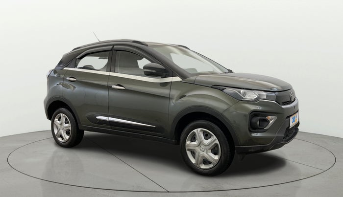 2021 Tata NEXON XMA SUNROOF PETROL, Petrol, Automatic, 65,926 km, Right Front Diagonal
