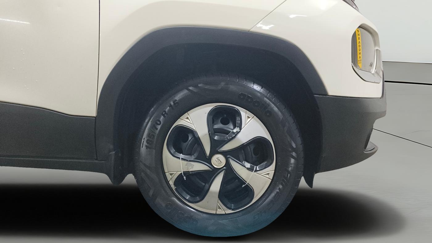 2022 Tata PUNCH PURE MT, Petrol, Manual, 30,710 km, Right Front Wheel