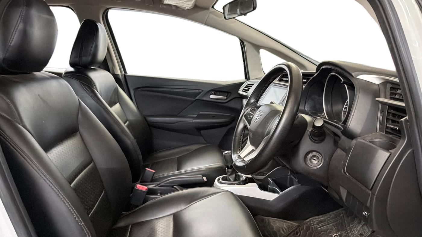 2022 Honda WR-V 1.2L I-VTEC SV MT, Petrol, Manual, 66,482 km, Right Side Front Door Cabin