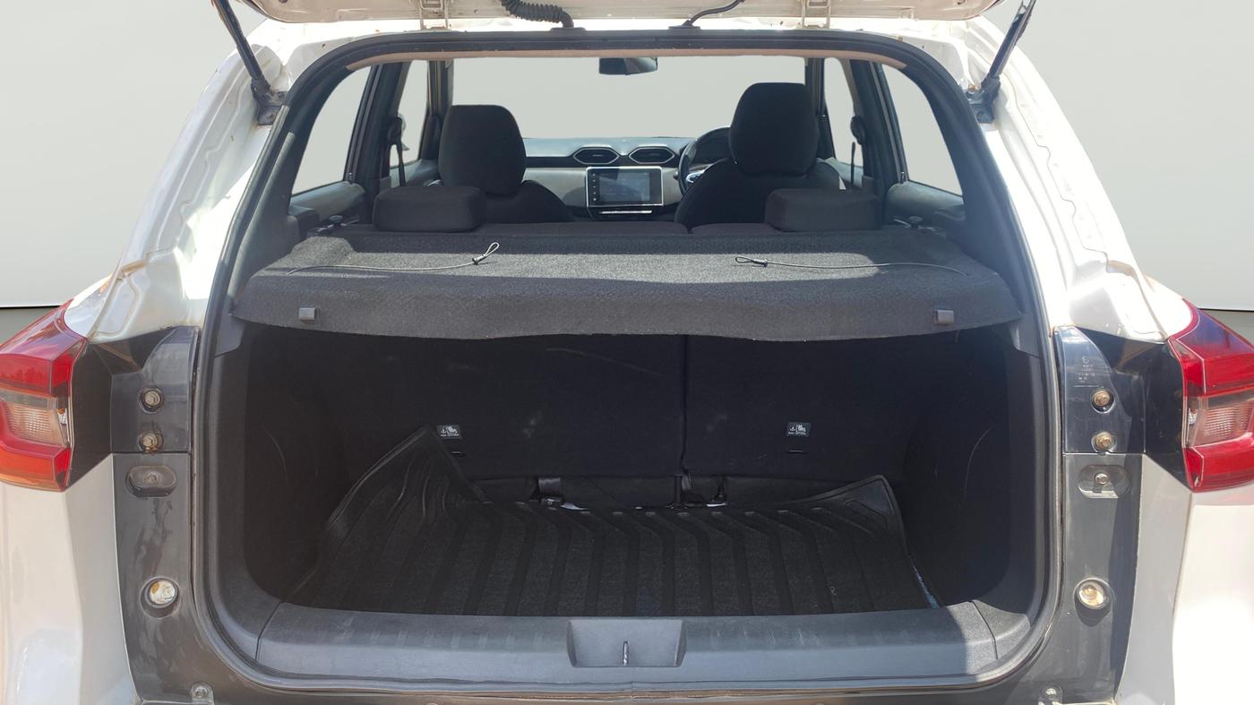 2022 Nissan MAGNITE XV PREMIUM TURBO (O) CVT, Petrol, Automatic, 91,247 km, Boot Open Zoomed View