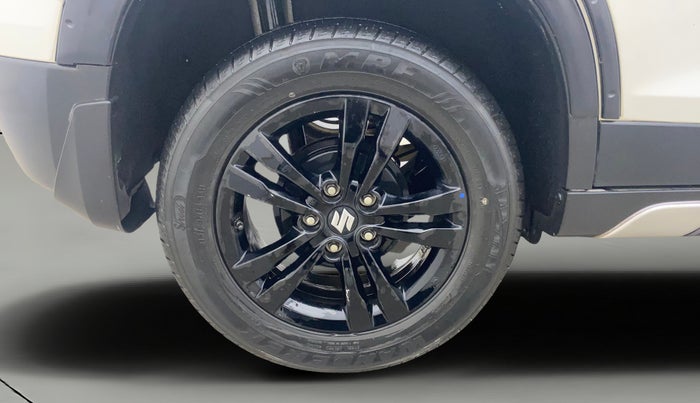 2019 Maruti Vitara Brezza ZDI, Diesel, Manual, 28,339 km, Right Rear Wheel