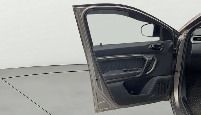 2021 Renault Kiger RXZ AMT, Petrol, Automatic, 10,266 km, LHS Front Door