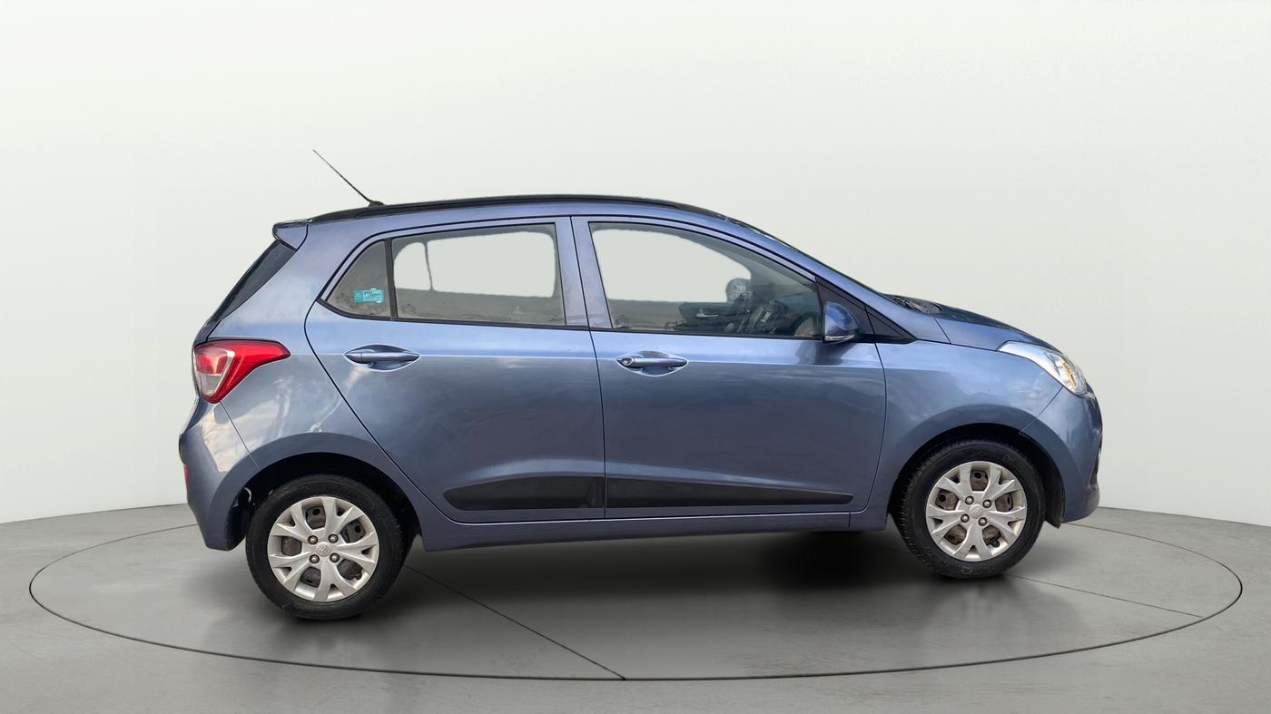 2016 Hyundai Grand i10 SPORTZ 1.2 KAPPA VTVT, Petrol, Manual, 39,676 km, Right Side View