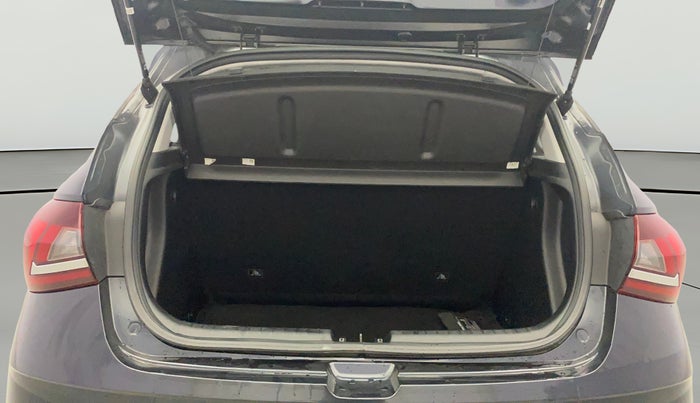 2023 Hyundai NEW I20 Sportz 1.2 IVT, Petrol, Automatic, 17,729 km, Boot Open Zoomed View