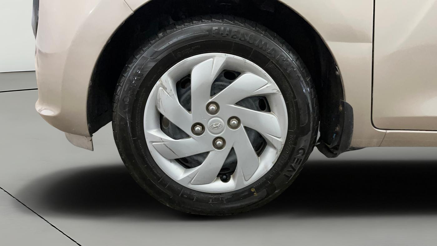 2019 Hyundai NEW SANTRO SPORTZ CNG, CNG, Manual, 88,433 km, Left Front Wheel