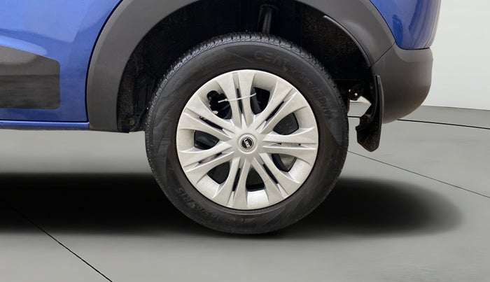 2021 Renault TRIBER RXZ AMT, Petrol, Automatic, 40,160 km, Left Rear Wheel