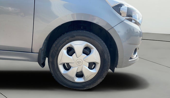 2018 Tata Tiago XZ PETROL, Petrol, Manual, 51,520 km, Right Front Wheel