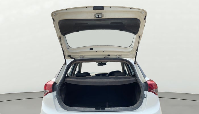 2015 Hyundai Elite i20 ASTA 1.2, Petrol, Manual, 97,259 km, Boot Door Open