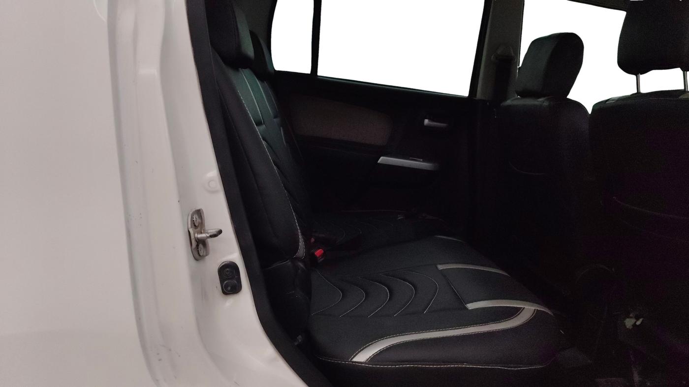 2016 Maruti Wagon R 1.0 VXI AMT, Petrol, Automatic, 62,885 km, Right Side Rear Door Cabin