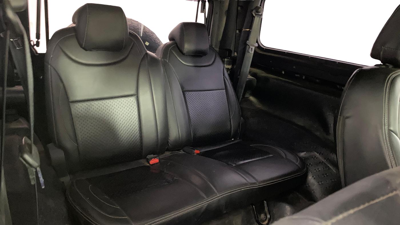 2023 Mahindra Thar LX D AT 4WD HT, Diesel, Automatic, 34,028 km, Right Side Rear Door Cabin