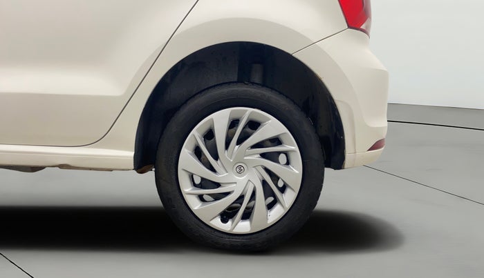 2018 Volkswagen Polo COMFORTLINE 1.0L MPI, Petrol, Manual, 78,133 km, Left Rear Wheel