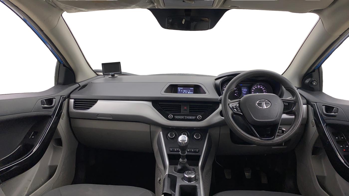 2018 Tata NEXON XM PETROL, Petrol, Manual, 98,175 km, Dashboard