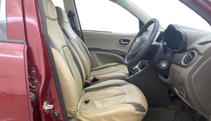 2016 Hyundai i10 SPORTZ 1.1, Petrol, Manual, 43,144 km, Right Side Front Door Cabin